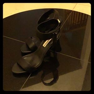 New Karl Lagerfeld PARIS heels